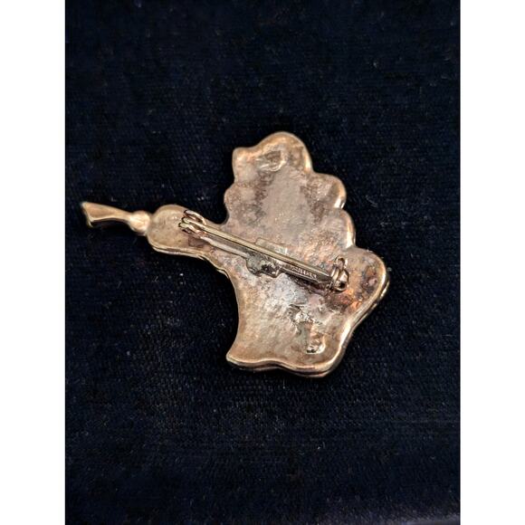 Vintage Cream Enamel Flower Gold Tone Brooch - Picture 3 of 3